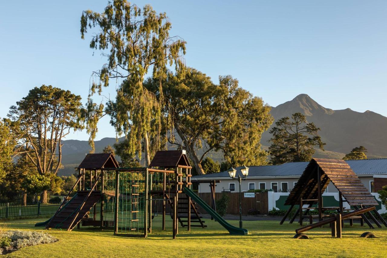 Protea Hotel By Marriott George King George Exterior foto